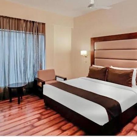 Vedantam Hotel Haridwār Екстериор снимка